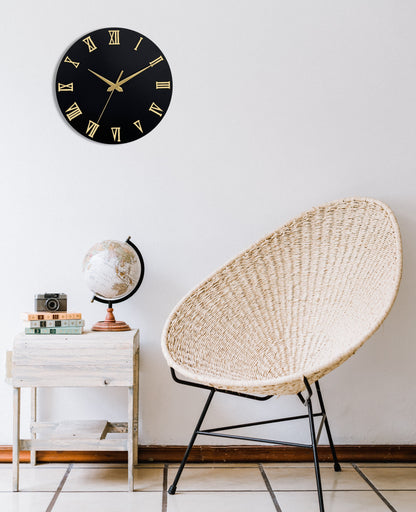 STYLISH ROMAN WOODEN WALL CLOCK