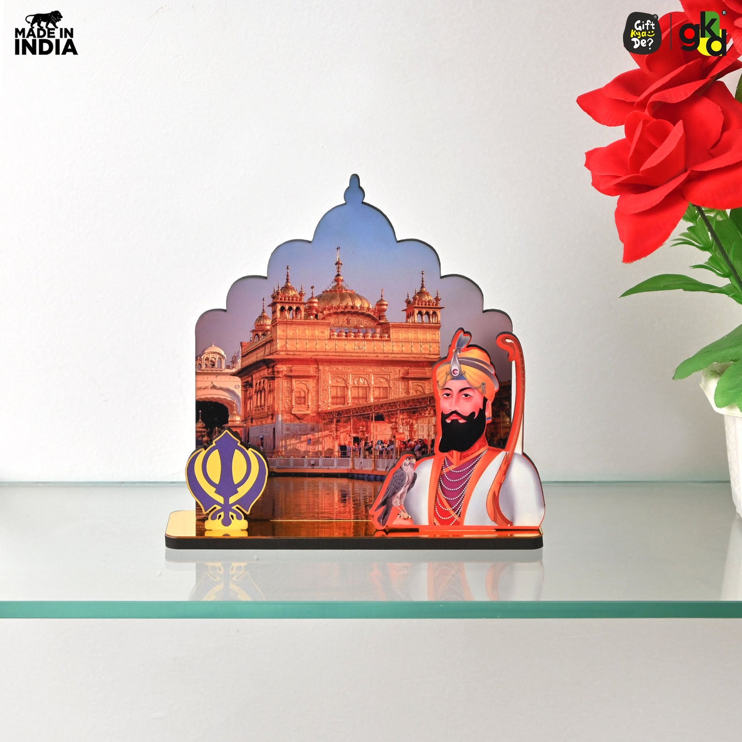 Guru Nanak Dev Ji & Guru Gobind Singh Ji Wooden Table Top Idols with Golden Temple Background | Spiritual Decor for Home & Office | Sikh Religious Gift